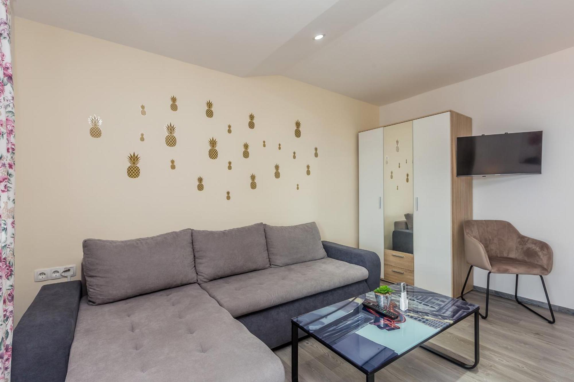 Apartmani Tena Njivice Bagian luar foto