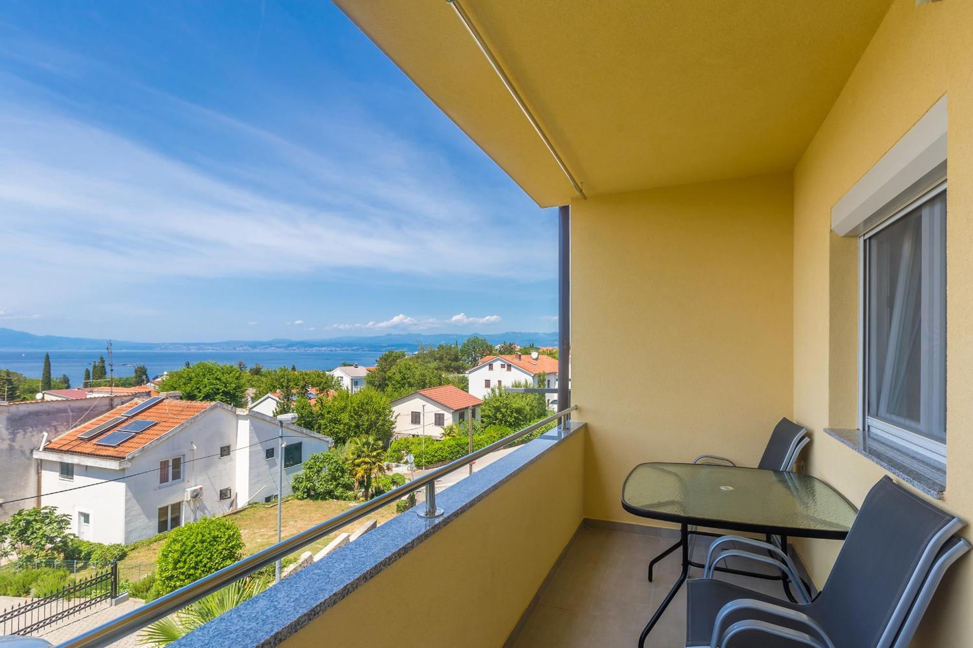 Apartmani Tena Njivice Bagian luar foto